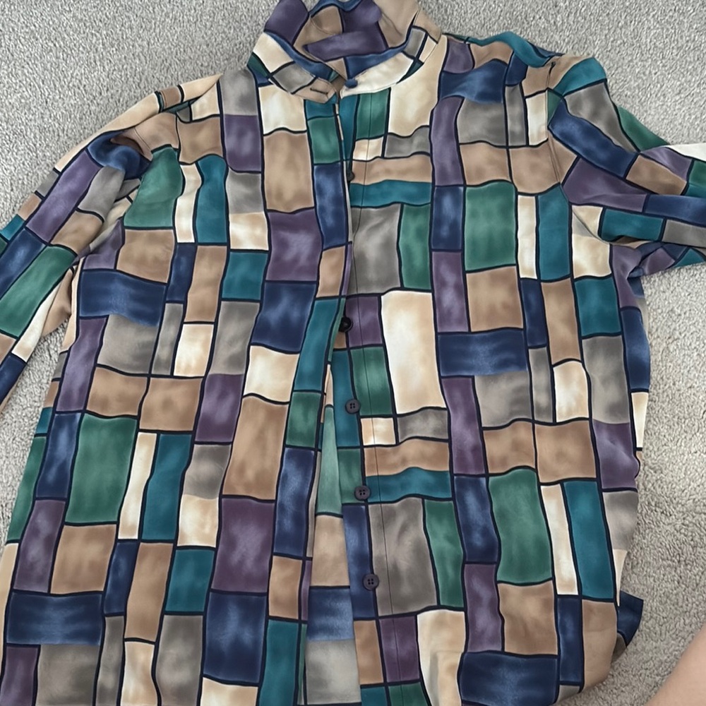 Geometric Patterned Long Sleeve Blouse - Picture 2 of 4